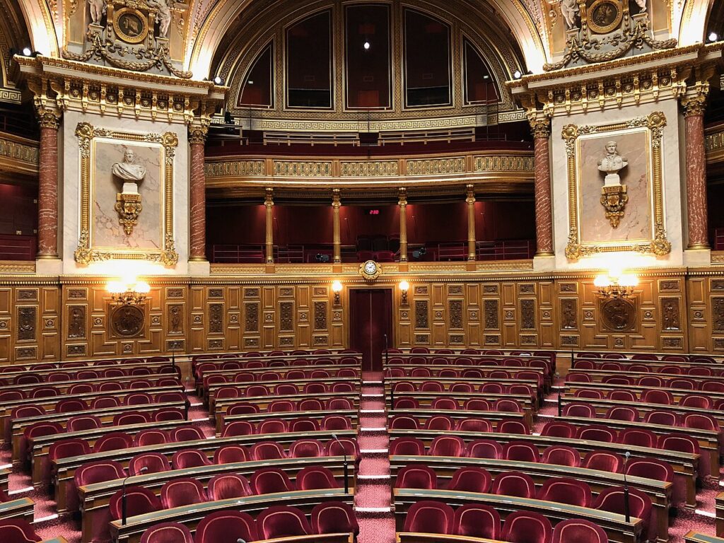 Les deniers publics au crible sénatorial Sénat, centre de l’hémicycle