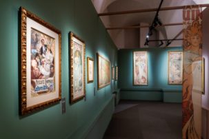 Mucha transporte le Grand Hôtel-Dieu à la Belle Époque